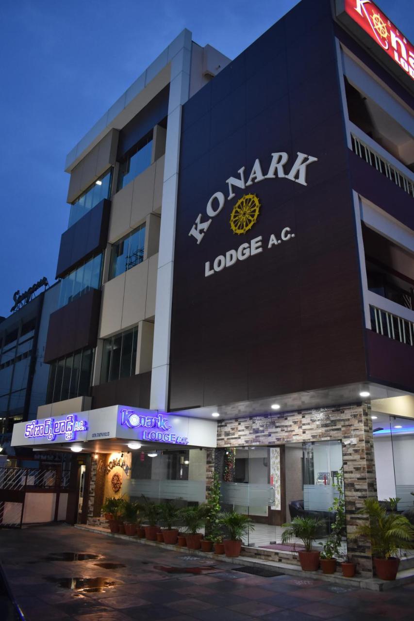 Konark Lodge Визакхапатнам Екстериор снимка
