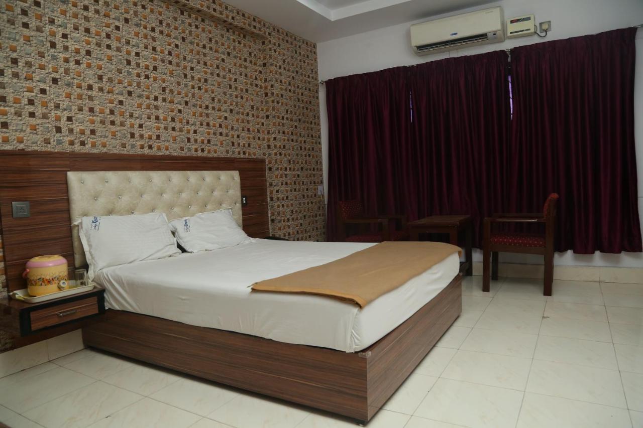 Konark Lodge Визакхапатнам Екстериор снимка
